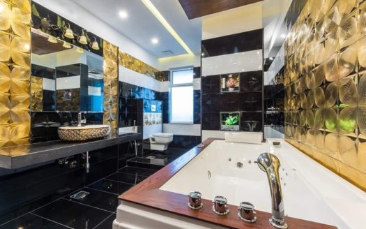 1 Kanal Modern Bungalow is Up For Sale