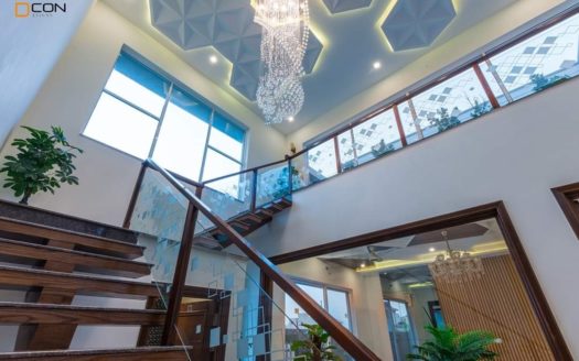 1 Kanal Modern Bungalow is Up For Sale