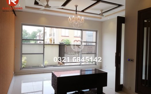 10 Marla Brand New House