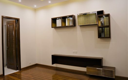 1 Kanal Brand New Bungalow in Bahria Town Lahore