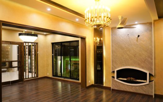 1 Kanal Brand New Bungalow in Bahria Town Lahore